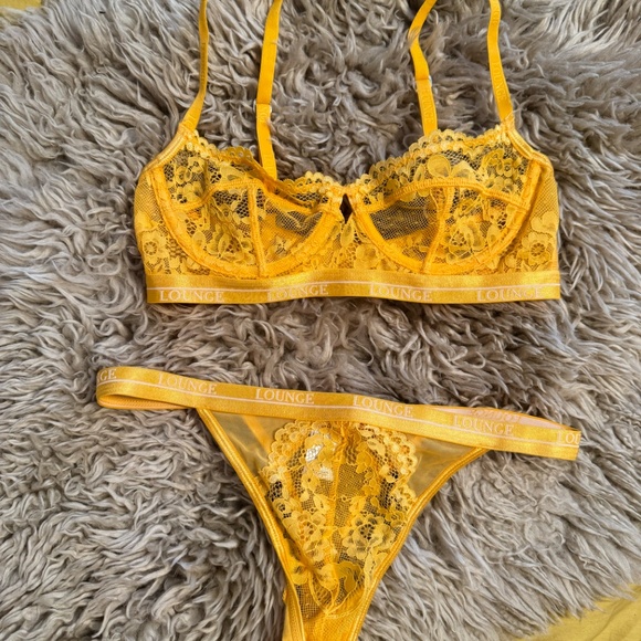 Lounge Underwear Balcony Blossom Bra Thong SET Mustard Yellow - Picture 2 of 3